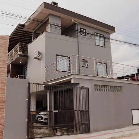 Ferienwohnung Enseada De Zimbros Residencial Bombinhas Exterior foto